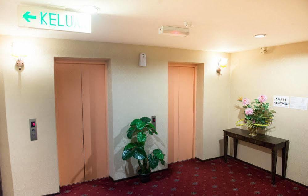 ホテル ビスタリア ジョホールバル エクステリア 写真